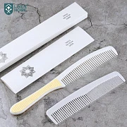 Пластиковая расчёска