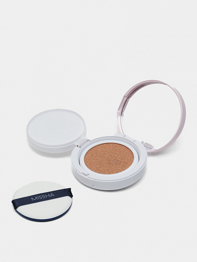 Классический тональный кушон Missha Magic Cushion Cover Lasting, тон 21 Светлый бежевый